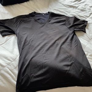 Mens Medium Lululemon Black Blue MetalVent V Neck